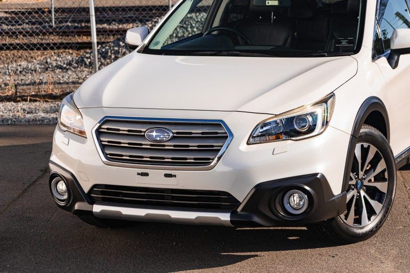 2014 Subaru Legacy Outback Limited | 2.5L AWD!, photo 2