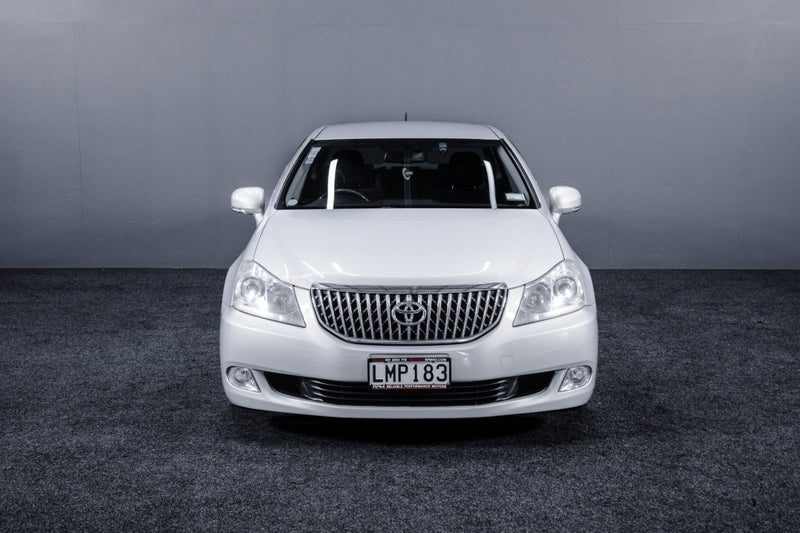2009 Toyota Crown Majesta | 4.6L V8 Bagged!, photo 2