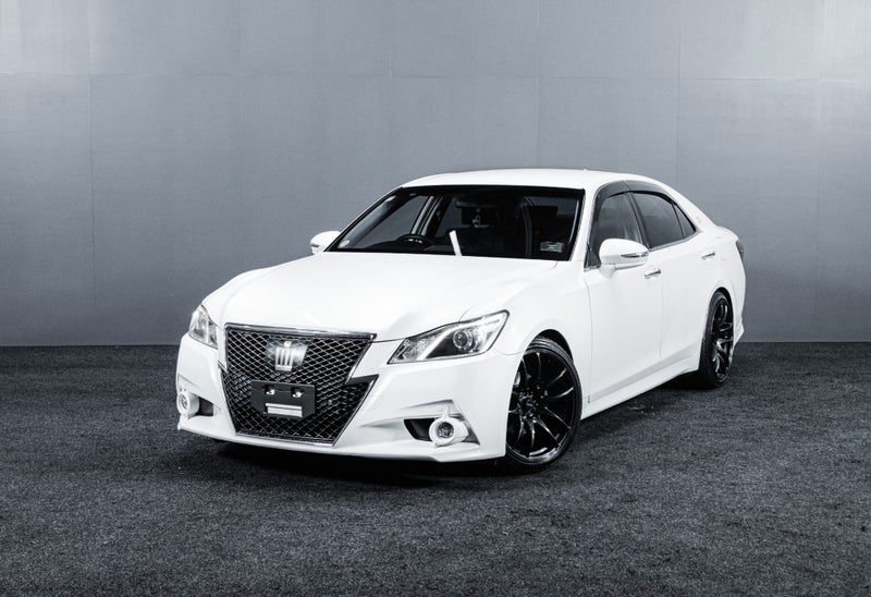 2013 Toyota Crown Athlete