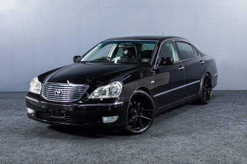 2004 Toyota Crown Majesta C TYPE | V8 280HP!