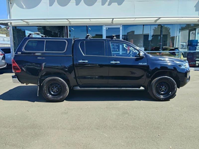 2021 Toyota Hilux SR5 2.8DT 6MT 4WD DCW/4D/5S, photo 3