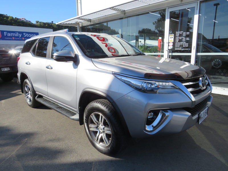 2019 Toyota Fortuner GXL 2.8DT 6AT 4WD WG/5D/7S, photo 2