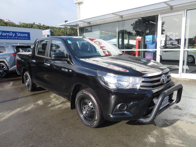 2016 Toyota Hilux 2WD S 2.8DT DOUBLE CAB UTE/4 5MT, photo 2