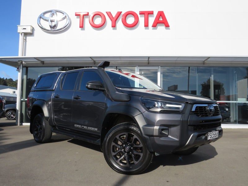 2023 Toyota Hilux SR 5 Cruiser