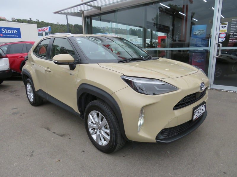 2025 Toyota Yaris Cross GX, photo 2