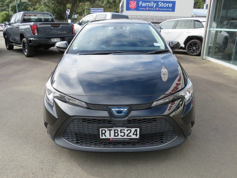 2021 Toyota Corolla Touring, photo 3