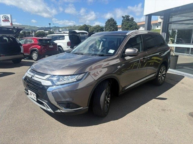 2018 Mitsubishi Outlander LS 2.4P, photo 3