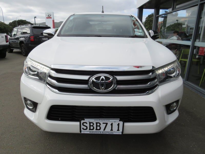2017 Toyota Hilux 2WD SR5 2.8DT 2WD, photo 3