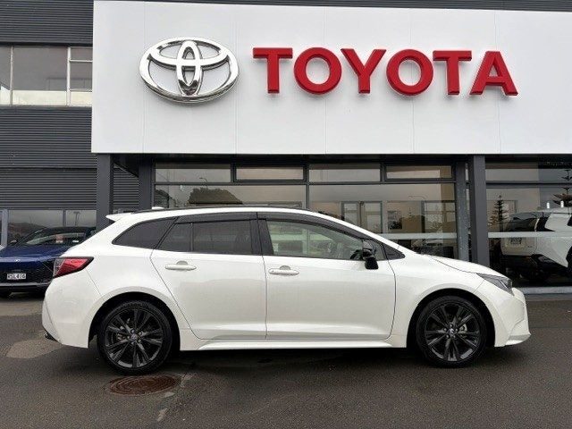 2021 Toyota Corolla Touring 1.8 Hybrid WxB, photo 2
