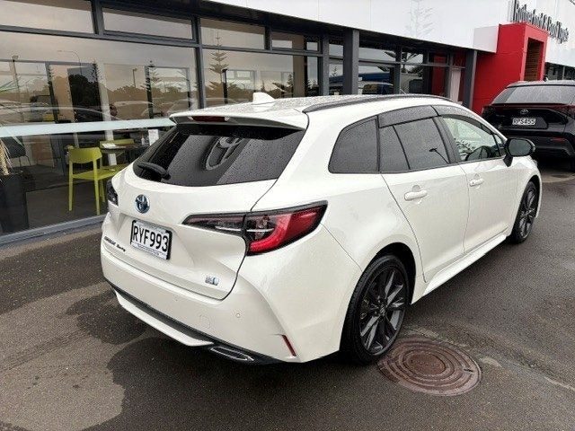 2021 Toyota Corolla Touring 1.8 Hybrid WxB, photo 3