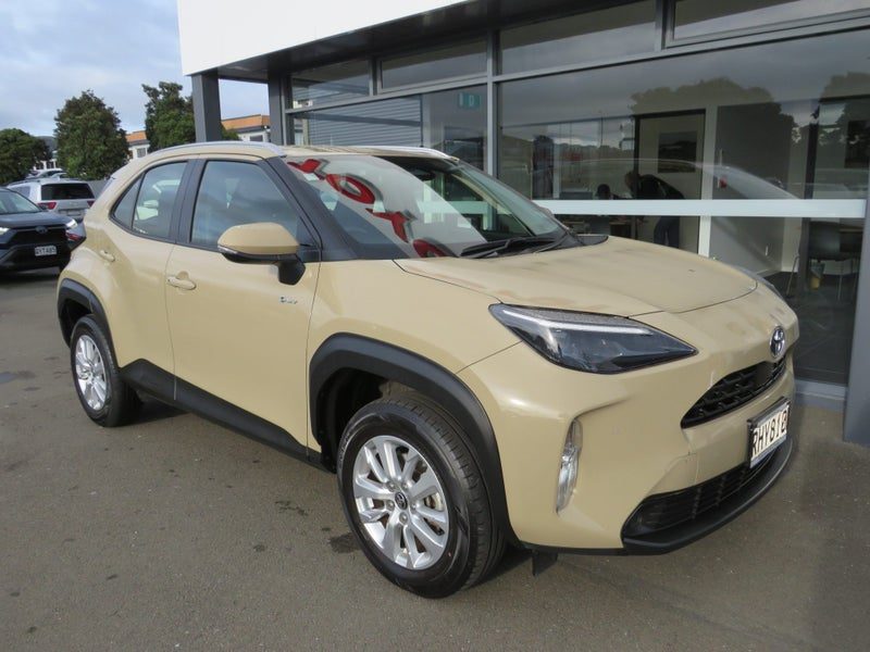 2025 Toyota Yaris Cross GX 1.5P HEV, photo 2