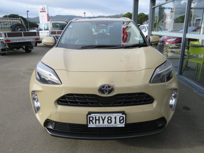 2025 Toyota Yaris Cross GX 1.5P HEV, photo 3