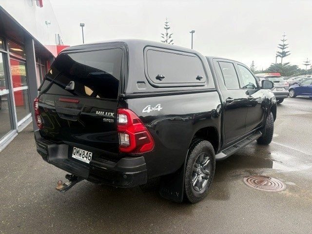 2024 Toyota Hilux SR5 2.8DT Hybrid 6AT 4WD, photo 3