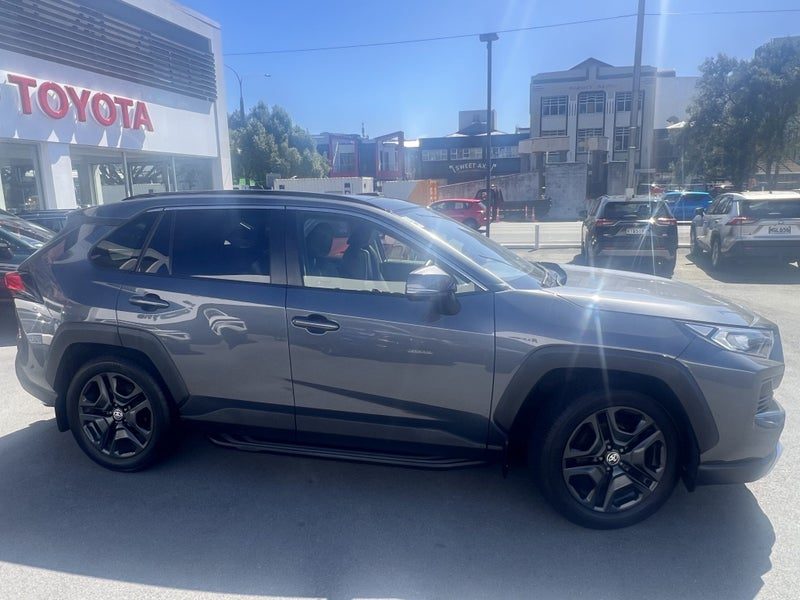 2022 Toyota RAV4 Adventure 2.5P 8AT AWD SUV, photo 2