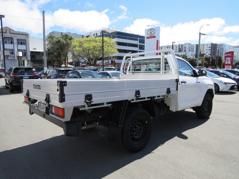 2026 Toyota Hilux SR 2.8DT 6AT 4WD SCC/2D/2S, photo 2