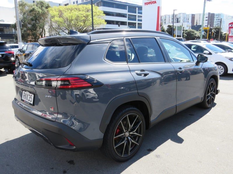 2025 Toyota Corolla Cross GR Sport, photo 2