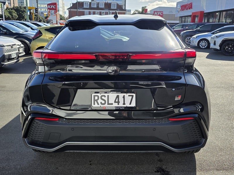 2026 Toyota C-HR GR Sport 2.0P HEV CVT AWD SUV, photo 3