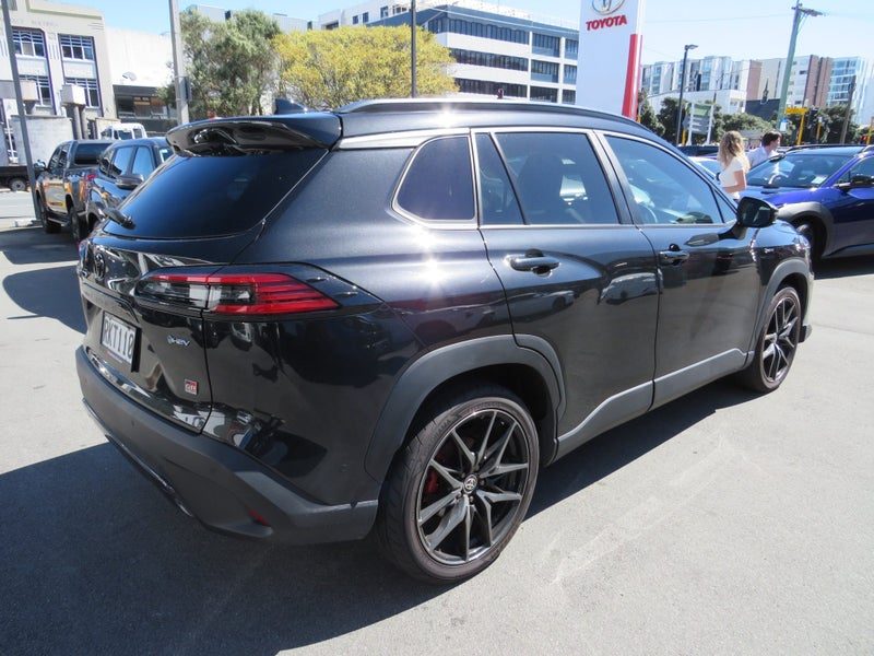 2025 Toyota Corolla Cross GR Sport, photo 2