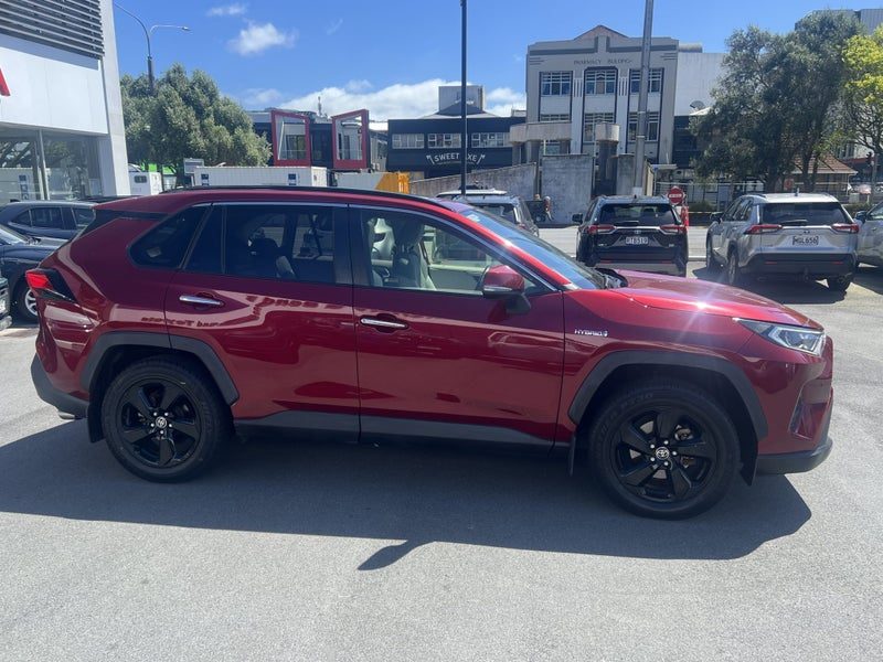 2020 Toyota RAV4 Limited 2.5P HV ECVT, photo 2