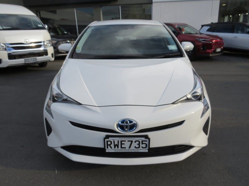 2018 Toyota Prius Hybrid S 1.8, photo 2