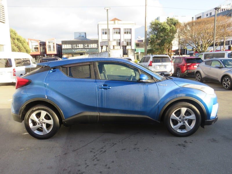 2017 Toyota C-HR Hybrid, photo 3