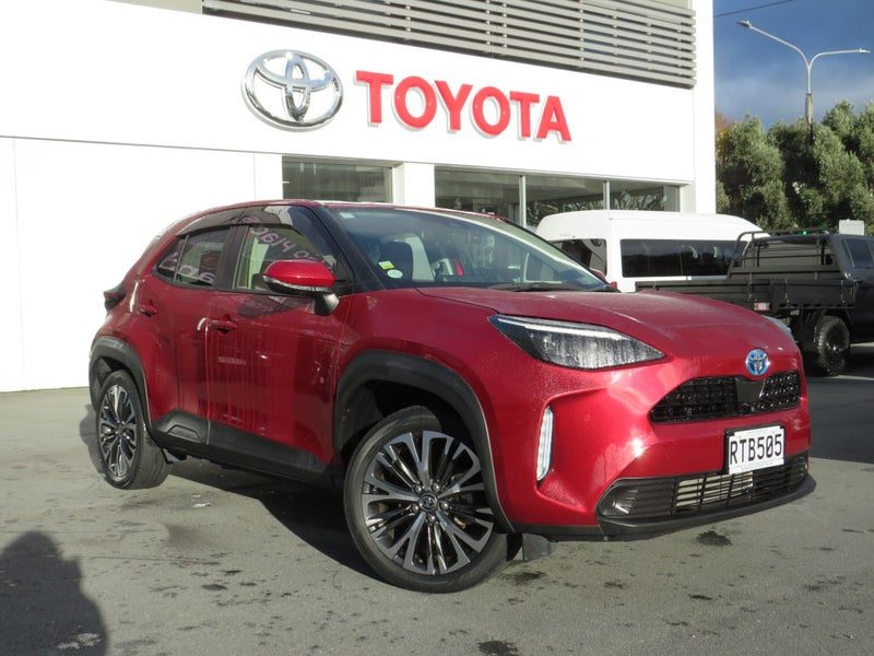 2021 Toyota Yaris Cross 1.5 Hybrid Z 4WD SUV CVT