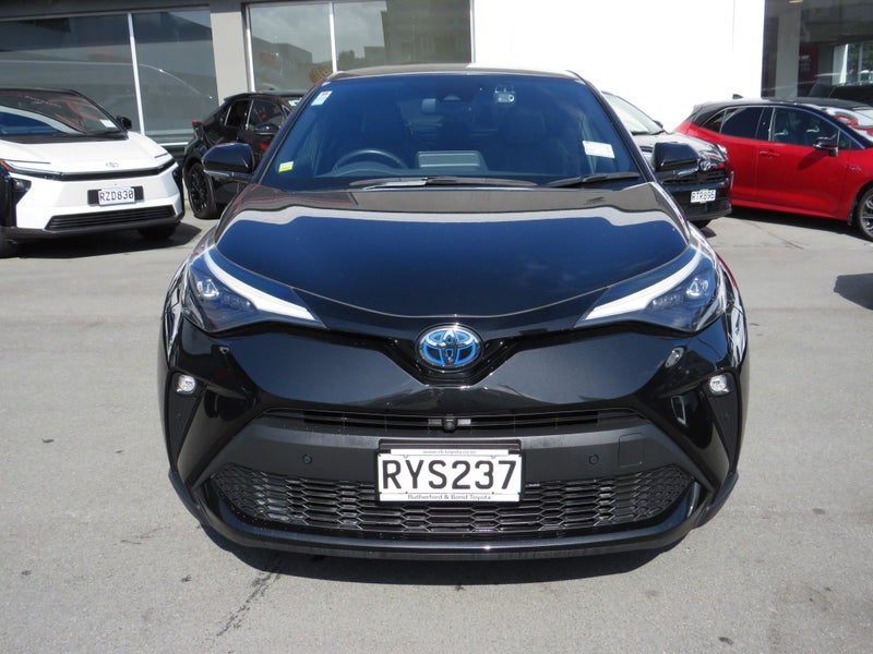 2022 Toyota C-HR G, photo 2