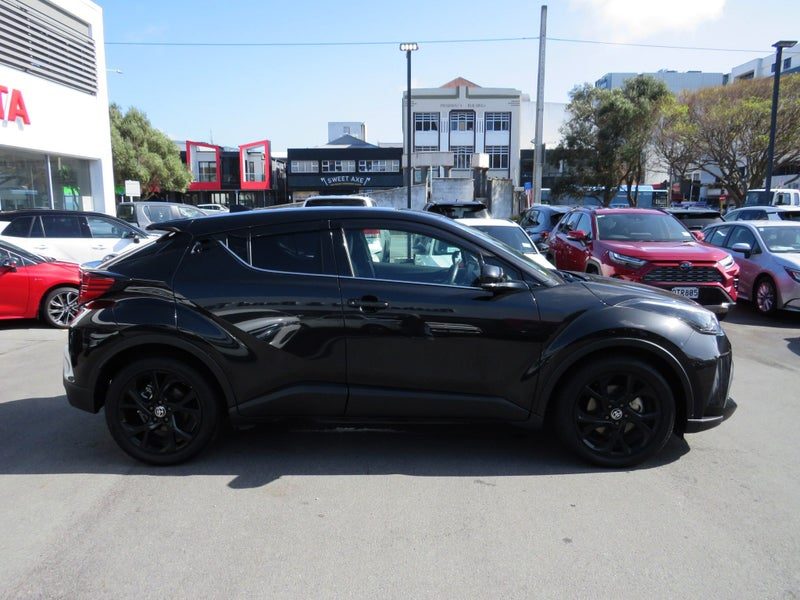 2022 Toyota C-HR G, photo 3