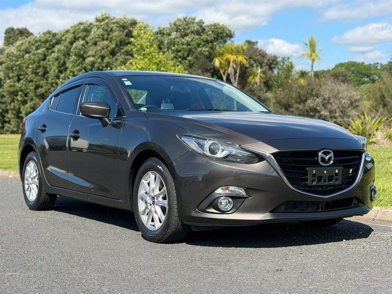 2014 Mazda Axela HYBRID !! HUD DISPLAY !!, photo 2