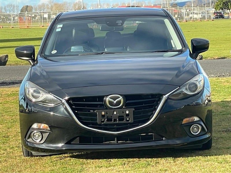 2014 Mazda Axela, photo 3