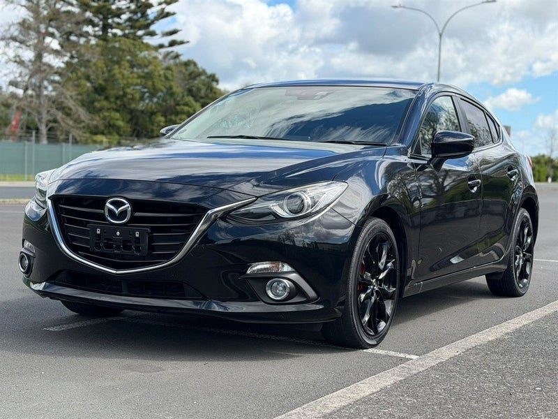 2013 Mazda Axela SKYACTIV !! BLACK ALLOYS !!