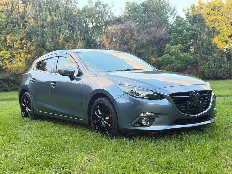 2015 Mazda Axela !! 2.0 S !! HUD DISPLAY !!, photo 2