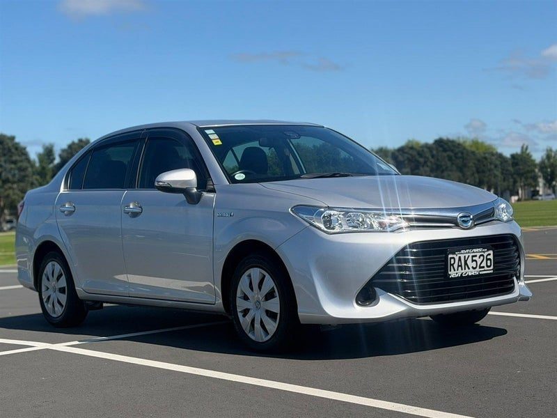 2015 Toyota Corolla AXIO HYBRID !! LOW KMS !!, photo 2