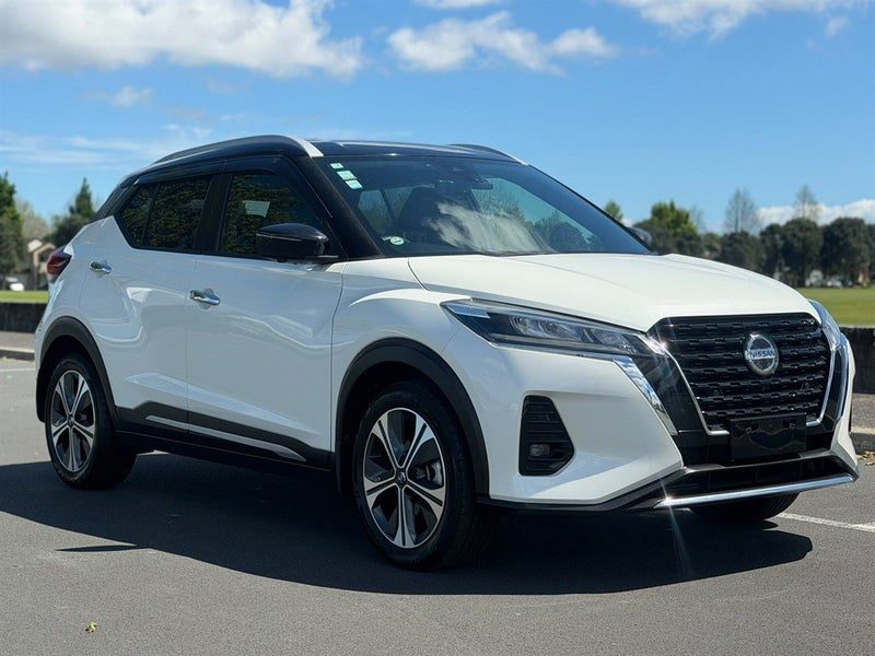 2020 Nissan Kicks HYBRID !! HEATED SEATS !!, photo 2
