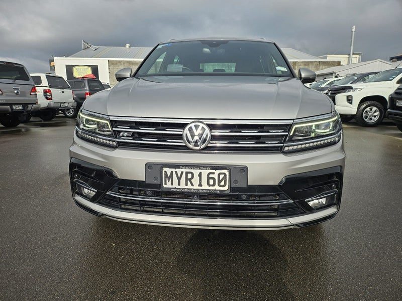 2020 Volkswagen Tiguan R-Line, photo 2