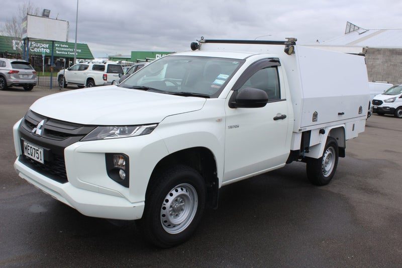 2019 Mitsubishi Triton 2.5L DIESEL 2WD LOW KM'S, photo 2