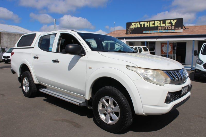 2016 Mitsubishi Triton D/Cab Glx