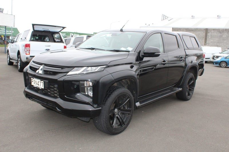 2022 Mitsubishi Triton GLS-B D/CAB 4WD, photo 2