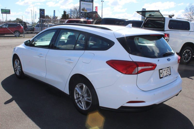 2020 Ford Focus Trend Wagon, photo 3
