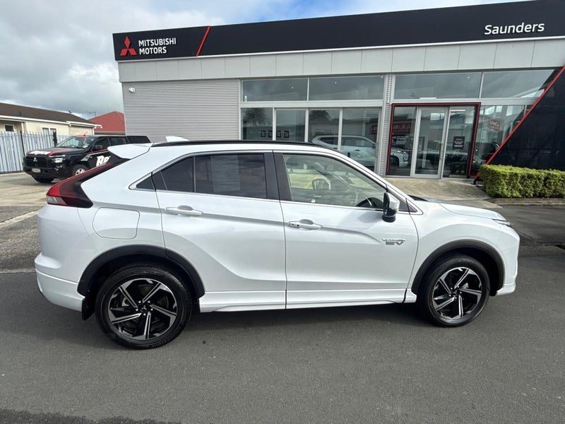 2022 Mitsubishi Eclipse Cross VRX PHEV, photo 3