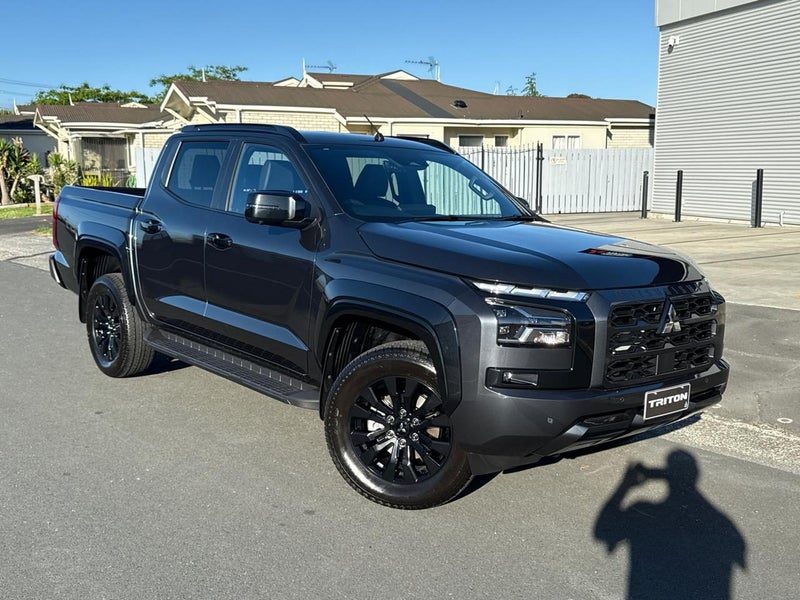 2026 Mitsubishi Triton VRX