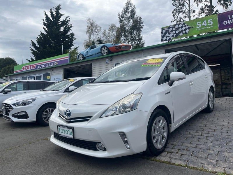 2013 Toyota Prius Alpha 7 Seater
