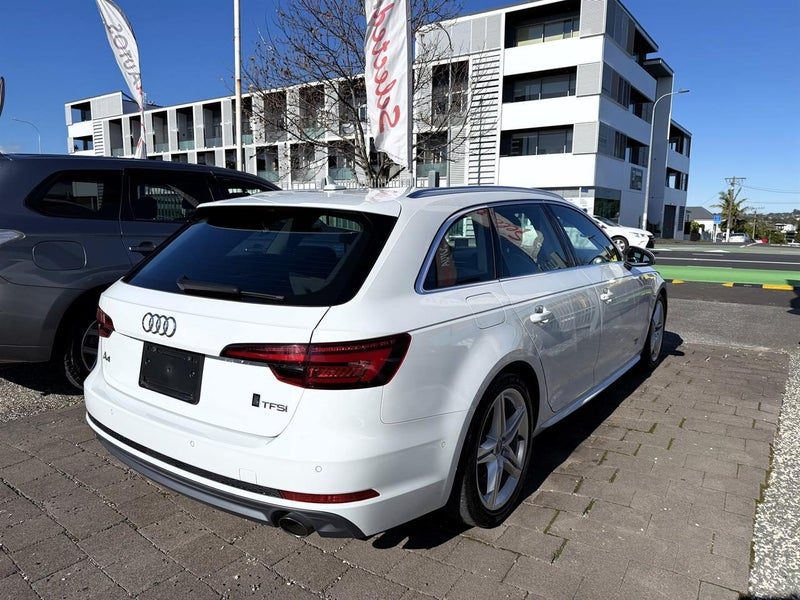 2017 Audi A4 2.0T S-LINE AVANT, photo 3