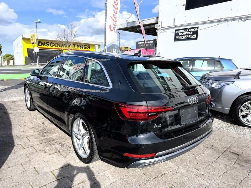2020 Audi A4 45TFSi QUATTRO S-LINE AVANT, photo 2