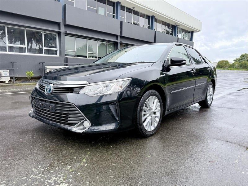 2015 Toyota Camry Hybrid | Executive Sedan | Black, photo 3