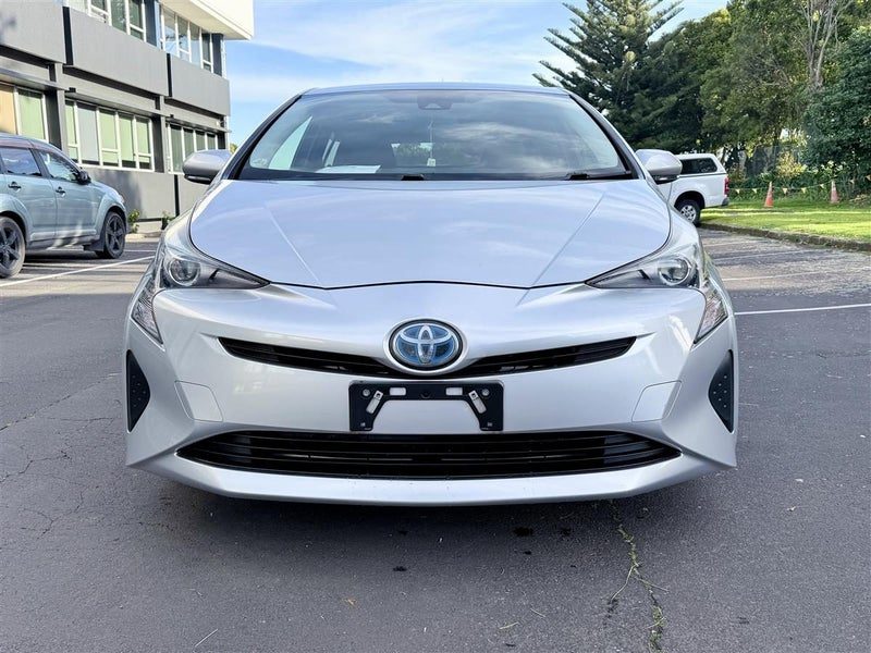2016 Toyota Prius S, photo 2