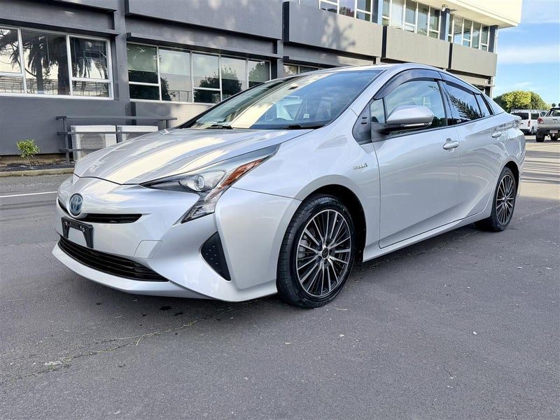 2016 Toyota Prius S, photo 3