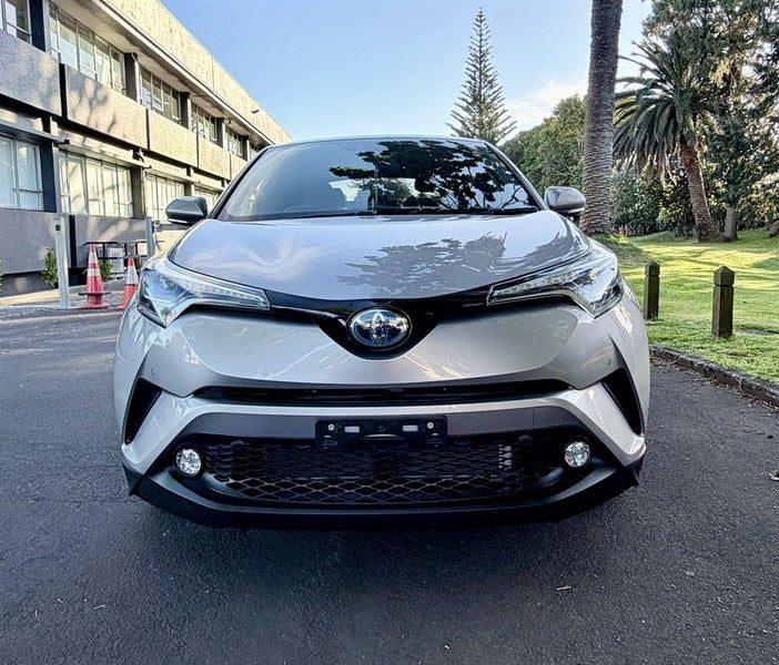 2017 Toyota C-HR G, photo 2