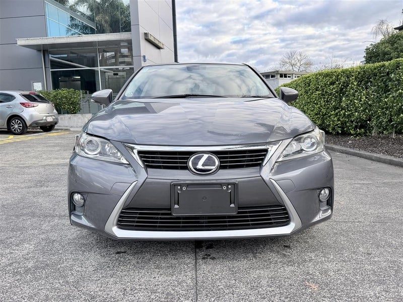 2014 Lexus CT 200h Version C | Only 73,131km, photo 2