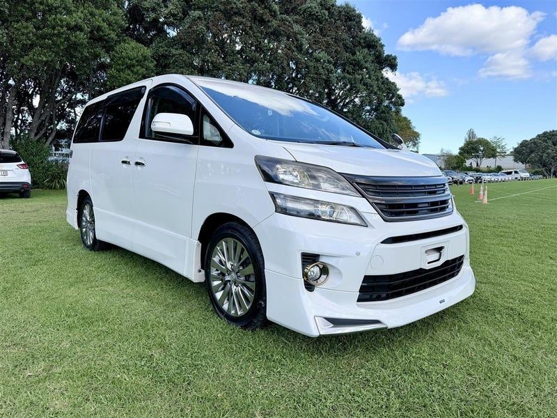 2014 Toyota Vellfire Golden Eyes II | 7 Seats